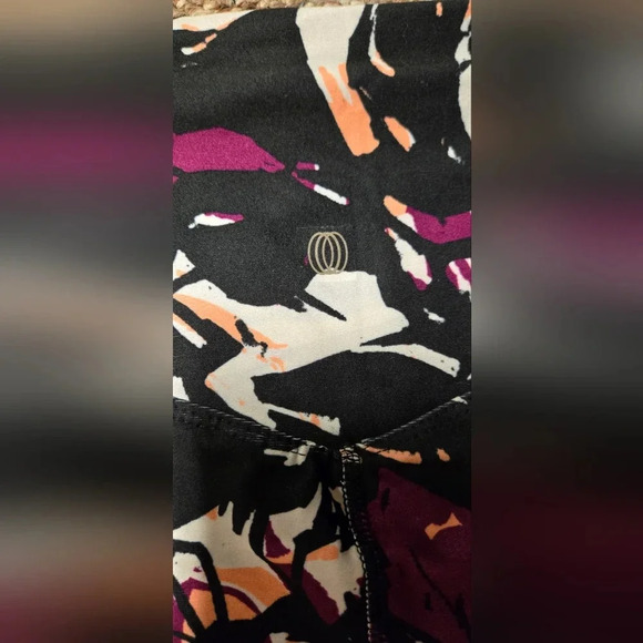 Abstract print biker shorts - Picture 4 of 4